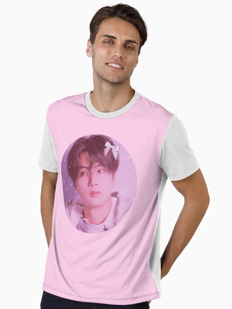 ENHYPEN JAY Pink ribbon - Big icon Soft pink version Graphic T-Shirt