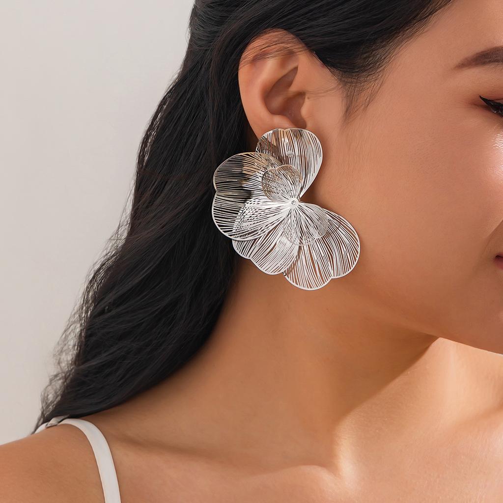 SHIXIN Elegant Multi Layer Petal Flower Ear Studs Earrings for Women Classic Gold Color Floral Piercing Earrings Fashion Jewelry