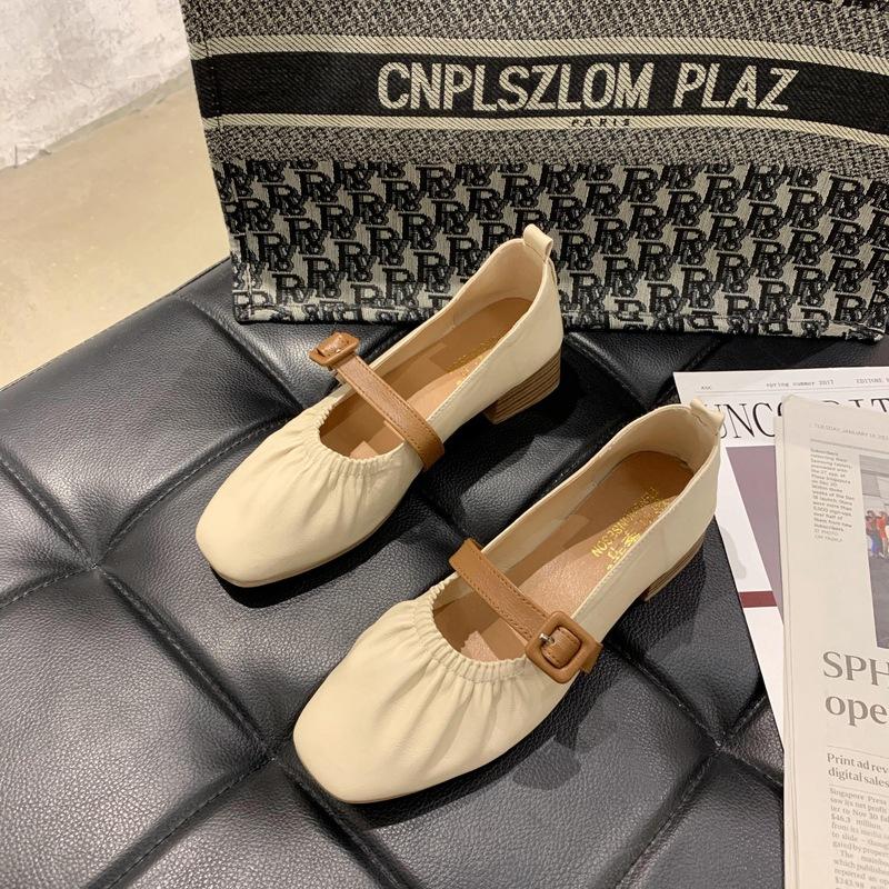 

[Zhike] Doudou shoes women s 2025 new spring solid color round head grandma shoes casual egg roll shoes single shoes 35