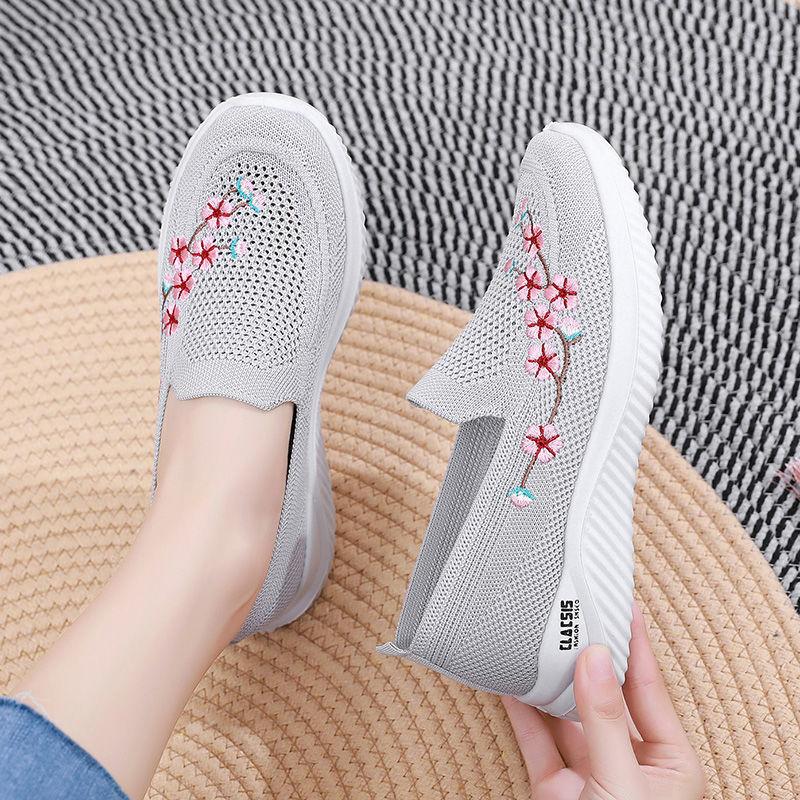 Original Aesthetic Stylish Light Slip On Ladies Footwear Sale Comfortable Summer Embroidery Casual Women's Mesh Breathable Shoes