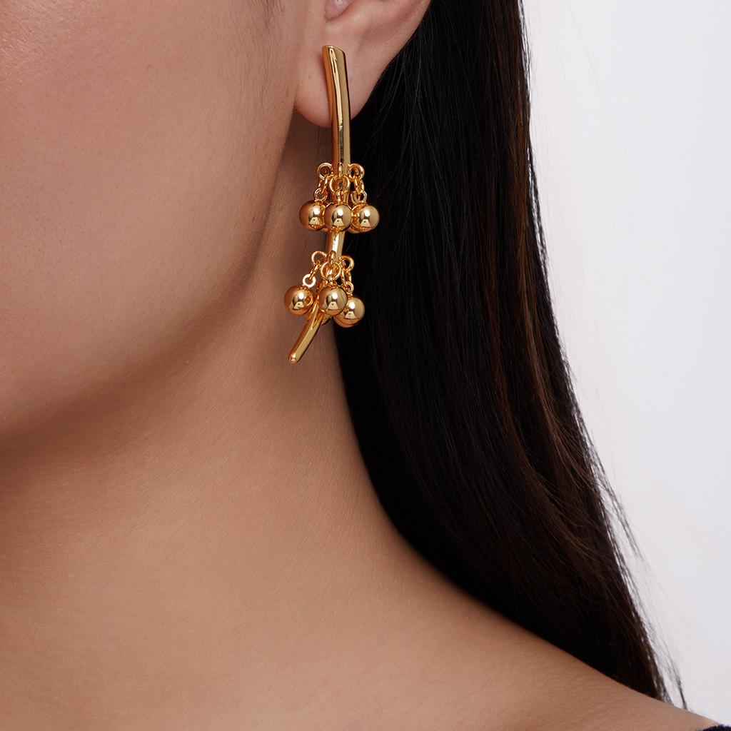 Light luxury high-end beaded fringed earrings 18K gold high color retention ins original design heavy industry fashion earrings