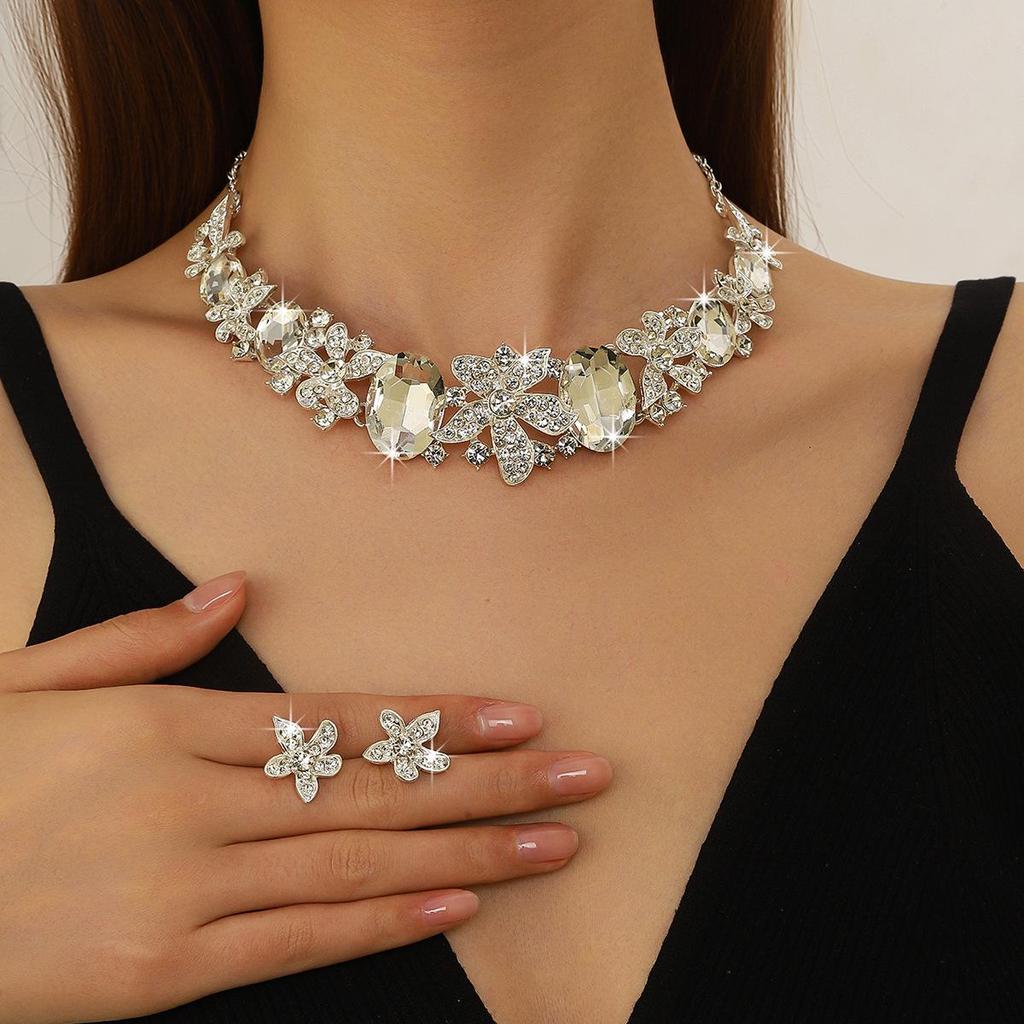 Elegant Rhinestone Water Drop Necklace Set - High-End European & American Court Style Jewelry for Women