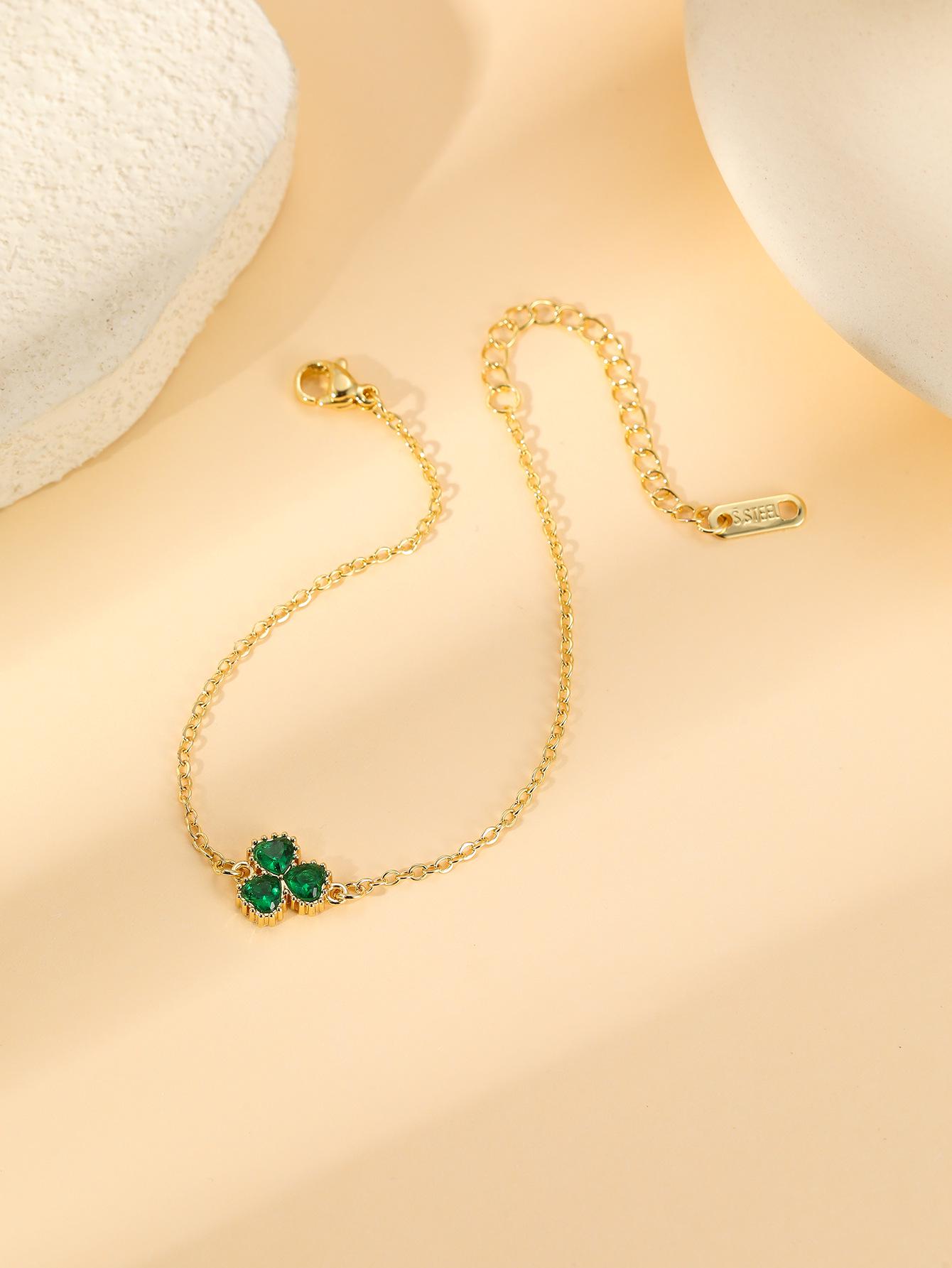 

Изысканный корейский универсальный браслет с кисточкой и подвеской - Элегантность в гонконгском стиле 18K