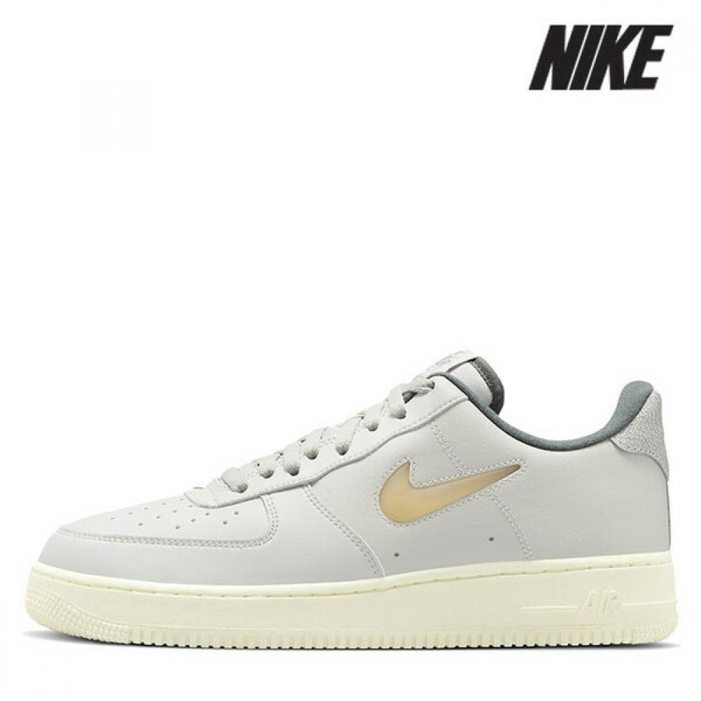 

Кроссовки Nike NIKE E37 DC8894 001 Air Force 1 07 LX