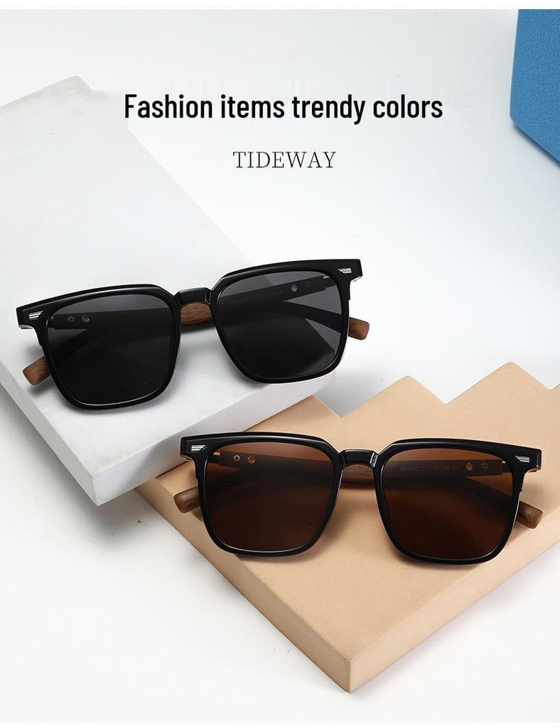 Polarized Square Sunglasses with UV Protection and Wood Grain Legs (Model P891876)