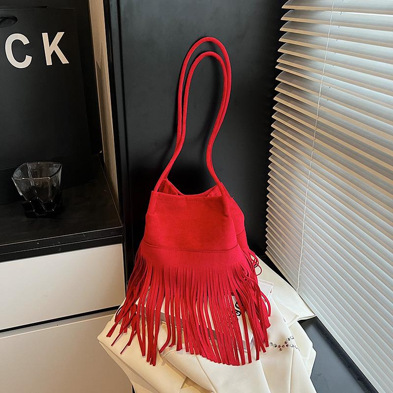 

Осенне-зимняя ретро матовая сумка женская повседневная универсальная сумка-мессенджер богемная сумка с бахромой красный