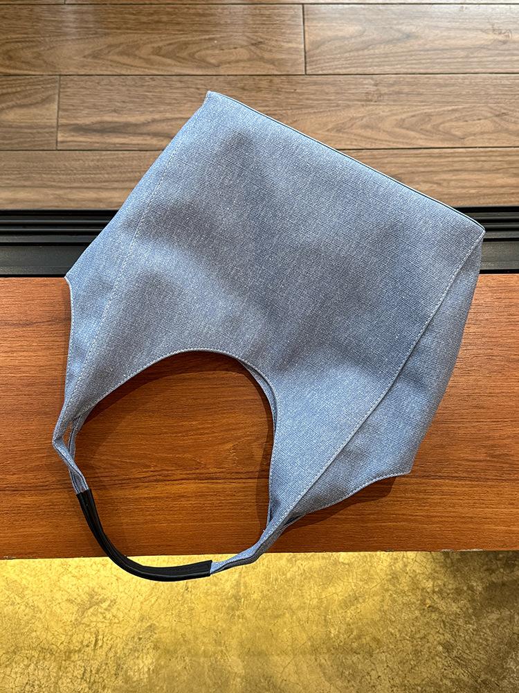 

Корейская ленивая джинсовая сумка-тоут женская 2025 новая большая вместимость на плечо подмышку студенческая для учебы и работы темно-синий