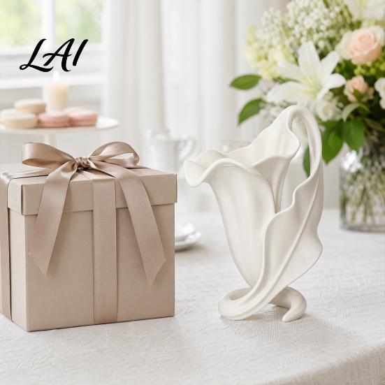 3D Printed Flower Vase Calla Lily Ornament Elegant Matte Off-White Holder with Stable Spiral Abstract Ceramic Look Base Minimalist Desktop Decor for