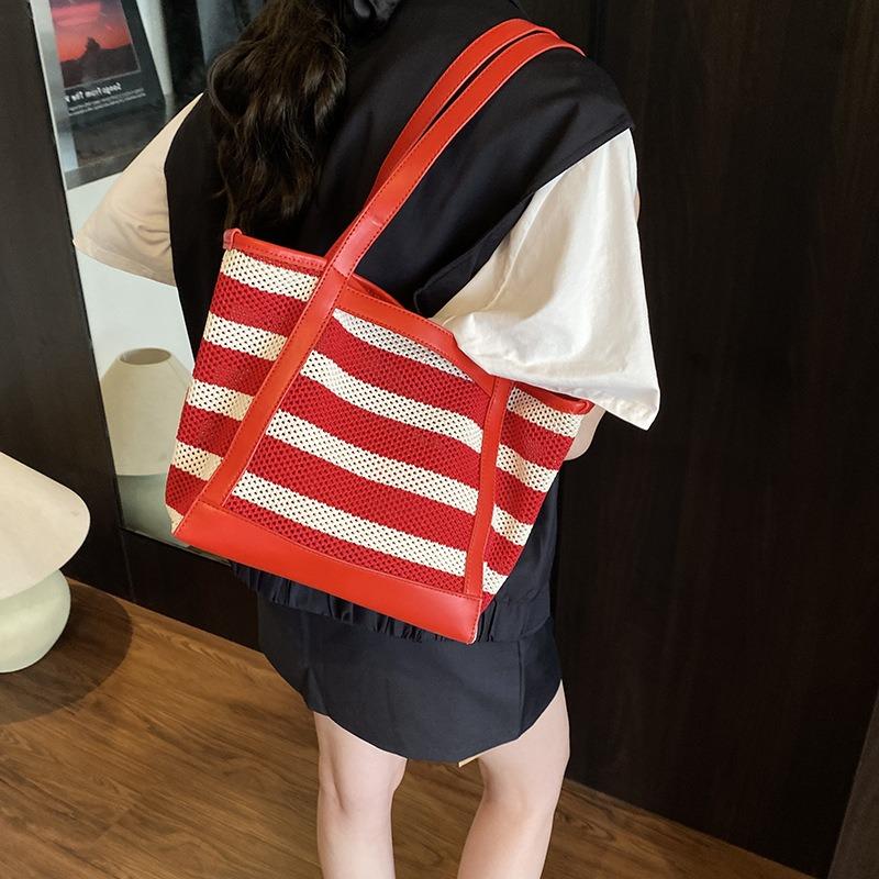 Slack Versatile Striped Shoulder Bag Women's New Large-capacity Casual Tote Bag Class Commuter Bag