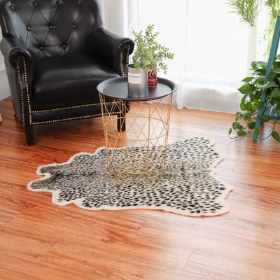 Leopard Print Floor Mat Bedroom Living Room Bedroom Household Carpet Non-slip Non-linting Animal Printed Carpet