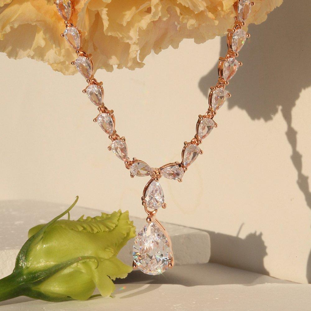 [Luvre Paris] Laurence Crystal Necklace Na0457
