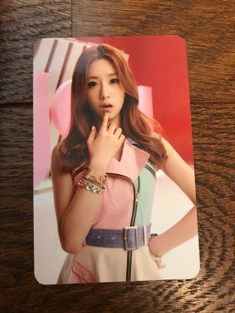 [USED] Apink Autographed Postcard CD Trading Card Rare