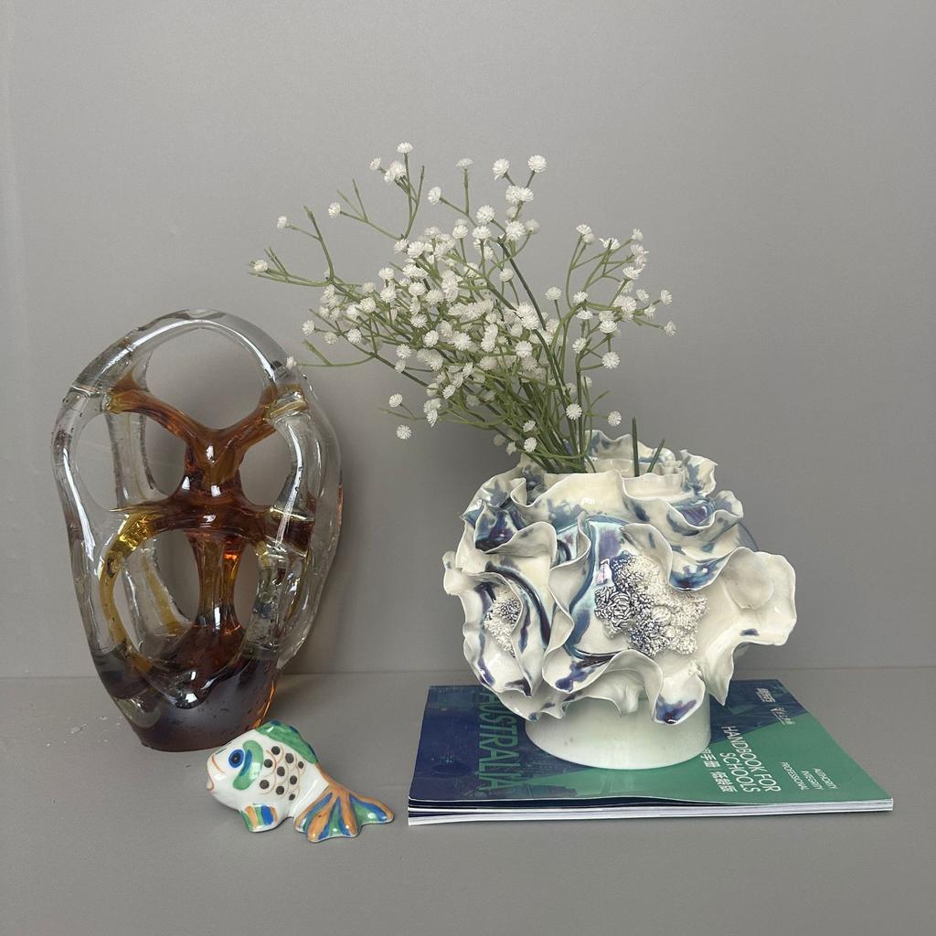 Ceramic Vase Handmade Porcelain Crafts Fold Pattern Irregularity Flower Vase Floral Arrangement Accessories Home Decoration