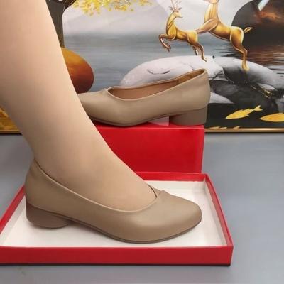 Versatile Pointed Single Shoes Women's Autumn Comfortable Soft Leather Soft Sole Work Shoes Shallow Mouth Flat Sole Leather Shoes Women's Shoes