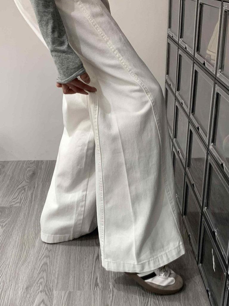 Women's White Wide-Leg High-Waisted Jeans - 2026 Spring/Summer Collection