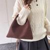 This Handbag Exudes A Sense of Sophistication and Simplicity. It's A Versatile Commuting Bag That Can Be Carried Out with Ease