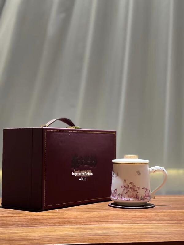 Suet Jade Ceramic Tea Infuser Mug