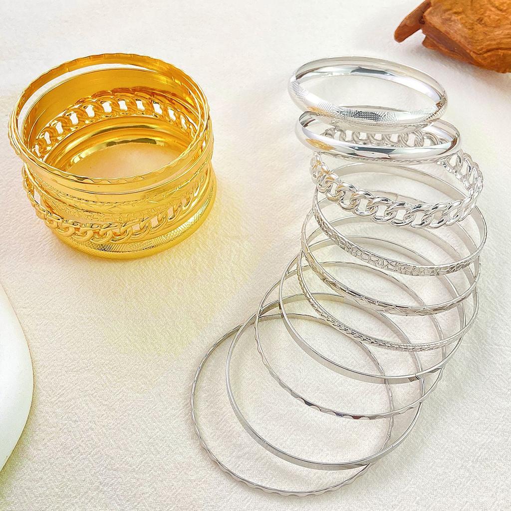 Ten Piece Set Of Stylish Bohemian Folk Retro Wide-Face Gold And Copper Color Wedding Banquet Bracelet Jewelry