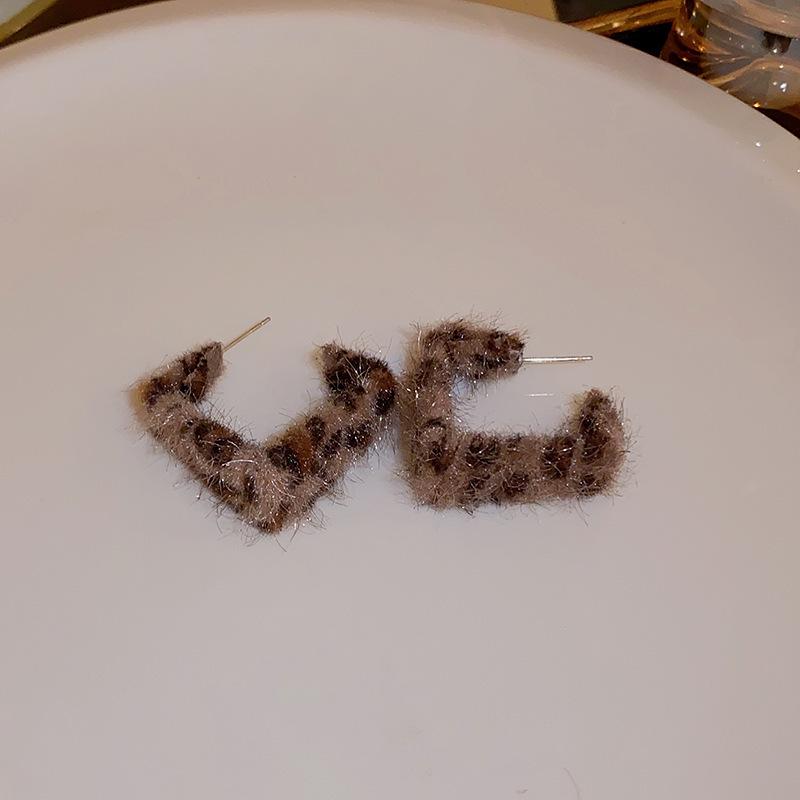 Silbernadel Leopard Herz Schleife Geometrische Hängeohrringe - Trendiger koreanischer Stil für Frauen