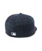 New Era Kšiltovka New Era 59FIFTY MLB POWERED BYGORO Collaboration NY Black Watch 7 5950 GORO NEYYAN BLKW NVY 3/8