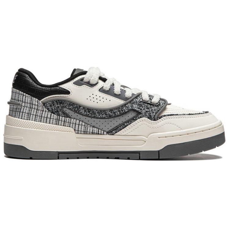 Li Ning 001 BTC Slip Resistant Cushioning Abrasion Resistant Support Low top Skateboard Shoes Women's White Black AGCU086-1