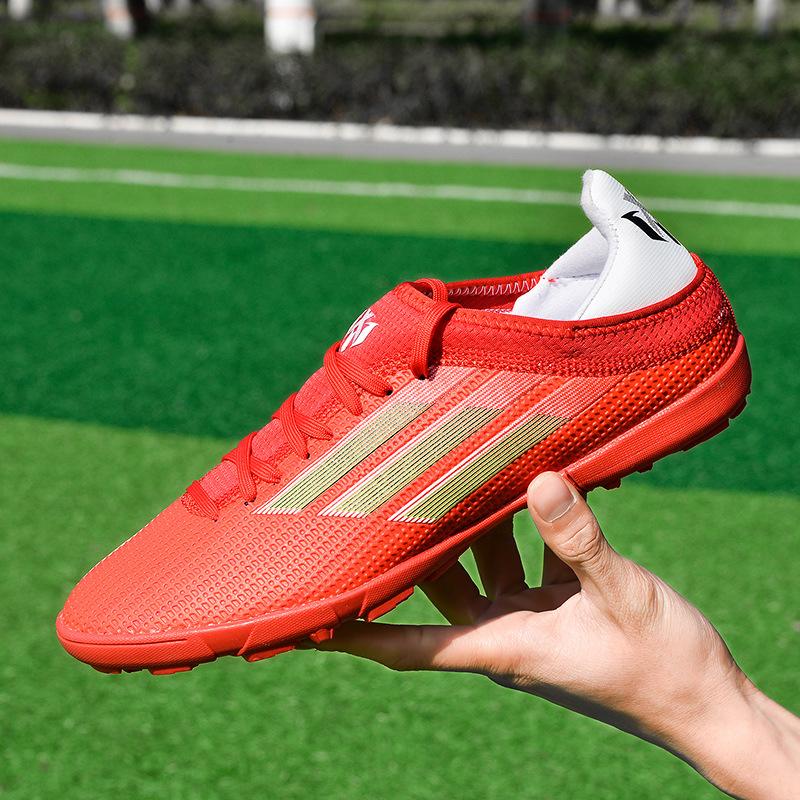 Camouflage Four-Color Football Shoes Men'S And Women'S Low-Top Spikes And Broken Nails Outdoor Lawn Student Competition Training Shoes