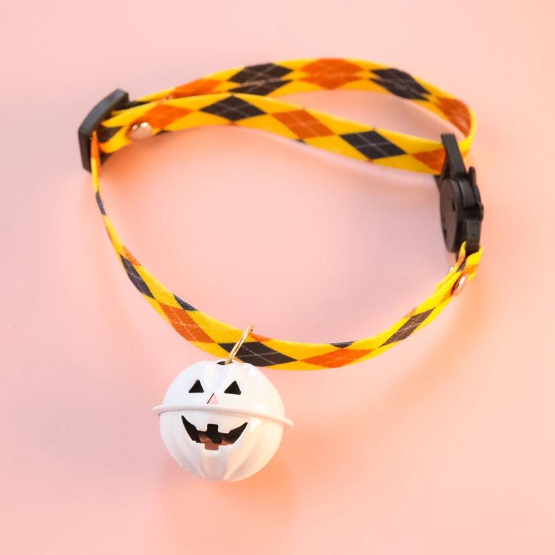 Halloween Dog Cat Collars Adjustable Breakaway Collars Safety With Pendant Big Bell Pumpkin Ghost Bats Pet Festival Collars