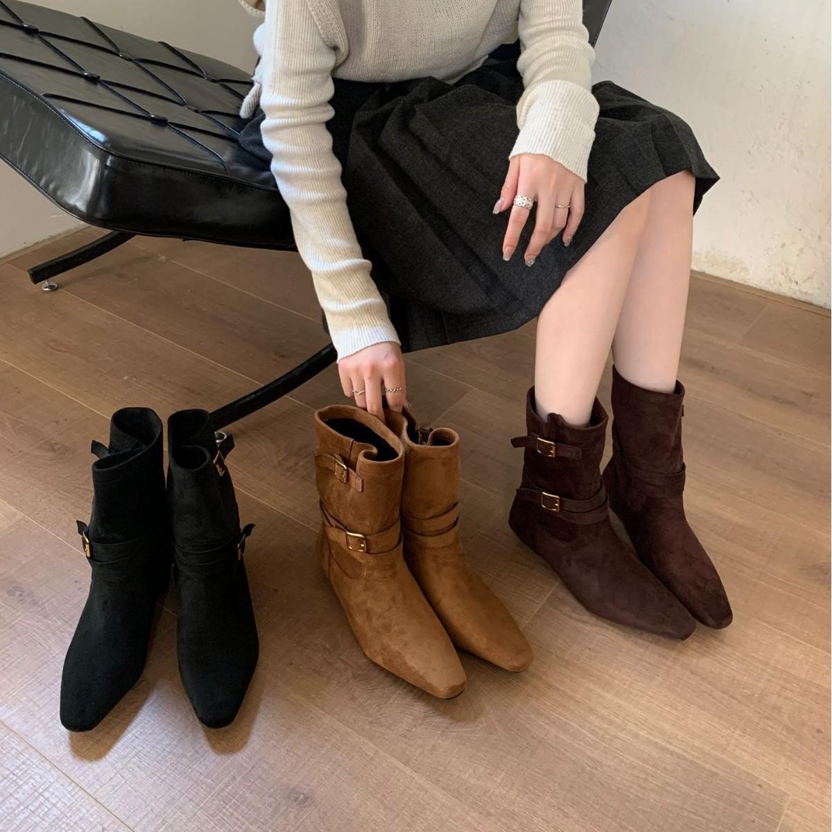 

Women s boots apricot thin low heel thick heel versatile 2025 new autumn fashion boots thin belt buckle 39 темно-коричневого