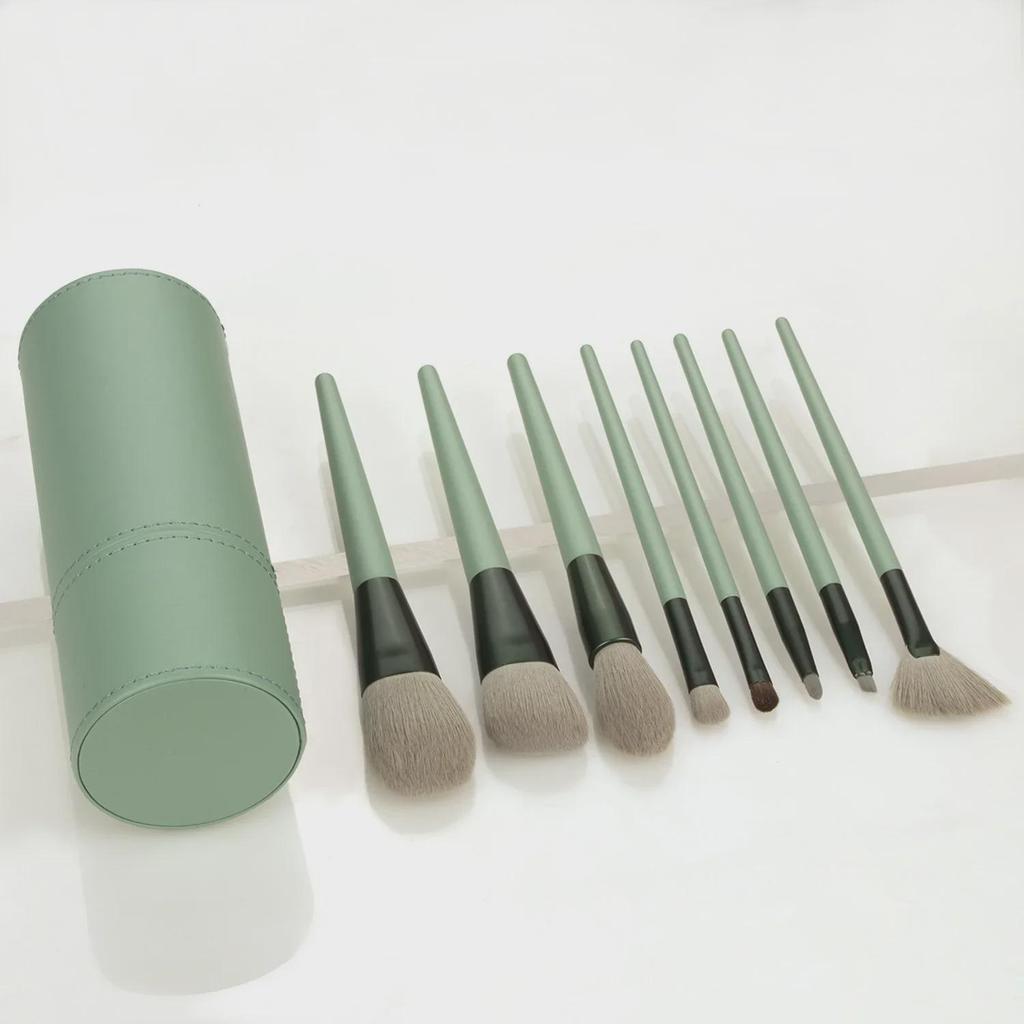 Nongying 8-Piece Animal Hair Makeup Brush Set with Storage Bucket for Beginners