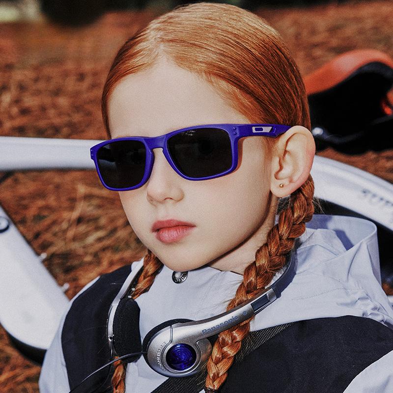 Fashion Kids Square Sunglasses Polarized UV400 Protection Flexible Silicone Glasses Shades Gift for Boys Girls 3-12 S Old