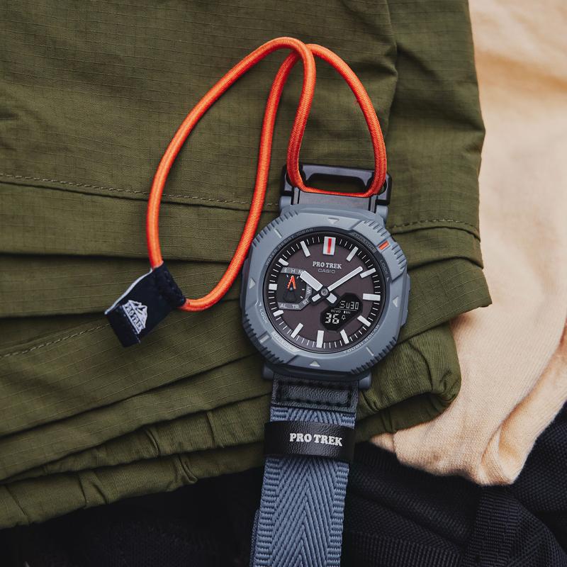 Casio Montre unisexe PRO TREK Noire PRJ-B001B-2 PRJ-B001B-2