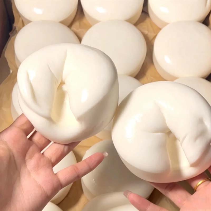 Taba Squishy Joghurtkuchen Brot Quetschspielzeug Weich Stress Langsam Aufgehend Sensorisches Fidget Spielzeug für Erwachsene Entspannende Geschenke