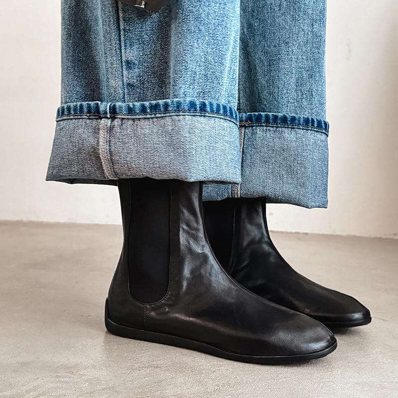 Fashion 2025 NEW Autumn Women Boots Genuine Leather Women Shoes Round Toe Flat Heel Shoes Retro Slip-on Ladies Shoes Modern Boots