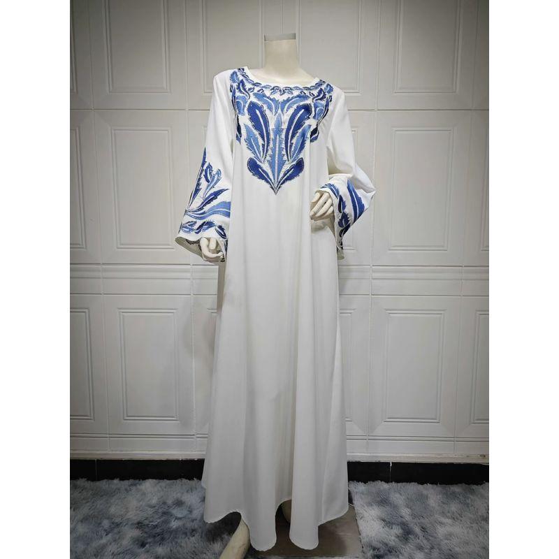 

New Arrival Middle East Embroidered Hot Drilling Robe Dress Embroidered Diamond Studded Dress White M