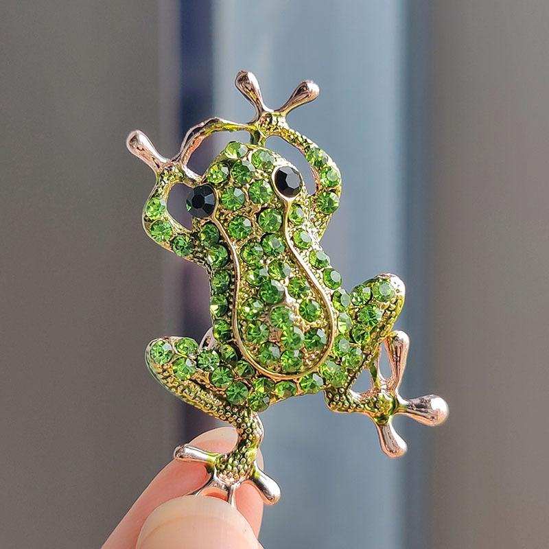 Green Frog Brooch  Animal Brooch Suit Collar Brooch Jewelry Gift