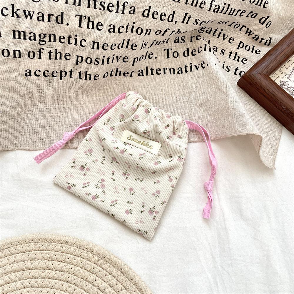 New Corduroy Floral Drawstring Bag Women Cosmetic Bag Handbag Key Headphone Organizer Portable Jewelry Dust Bag Drawstring Bags