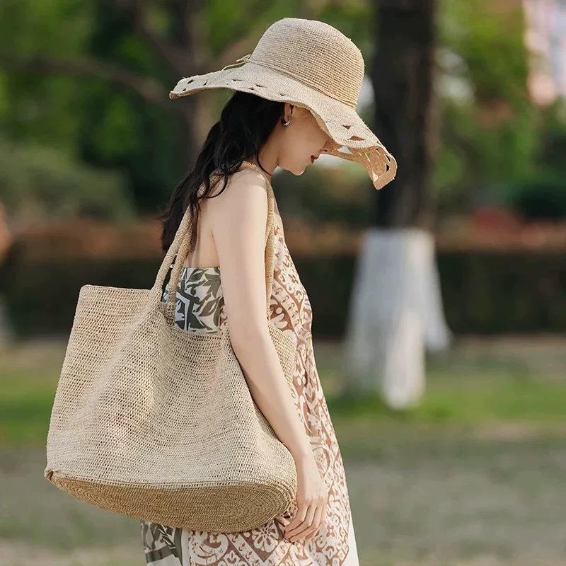 Hochwertige Raffia-gewebte Tasche handgefertigt Umhängetasche Strohtasche große Kapazität Tragetasche Strandurlaub Strand Damen Tasche