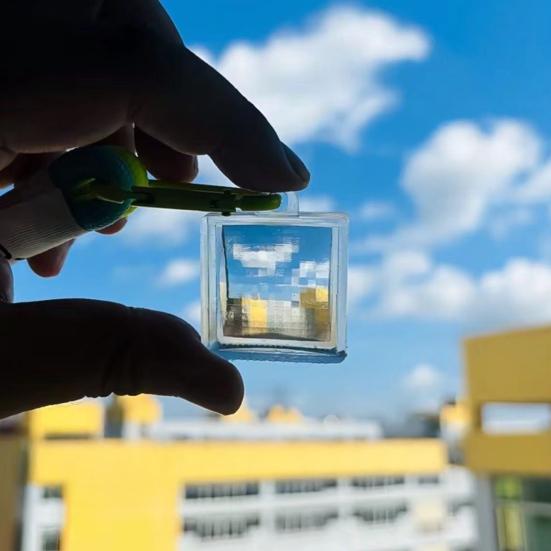 Pixel Lens Keychain Pendant Photography Optical Design Pixel World Photography Tool Easy to Use Pixel Lens Attachment