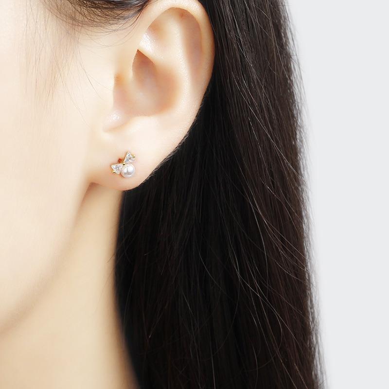 Kleine Schleife und Perle Einfache Temperament Ohrringe für Frauen