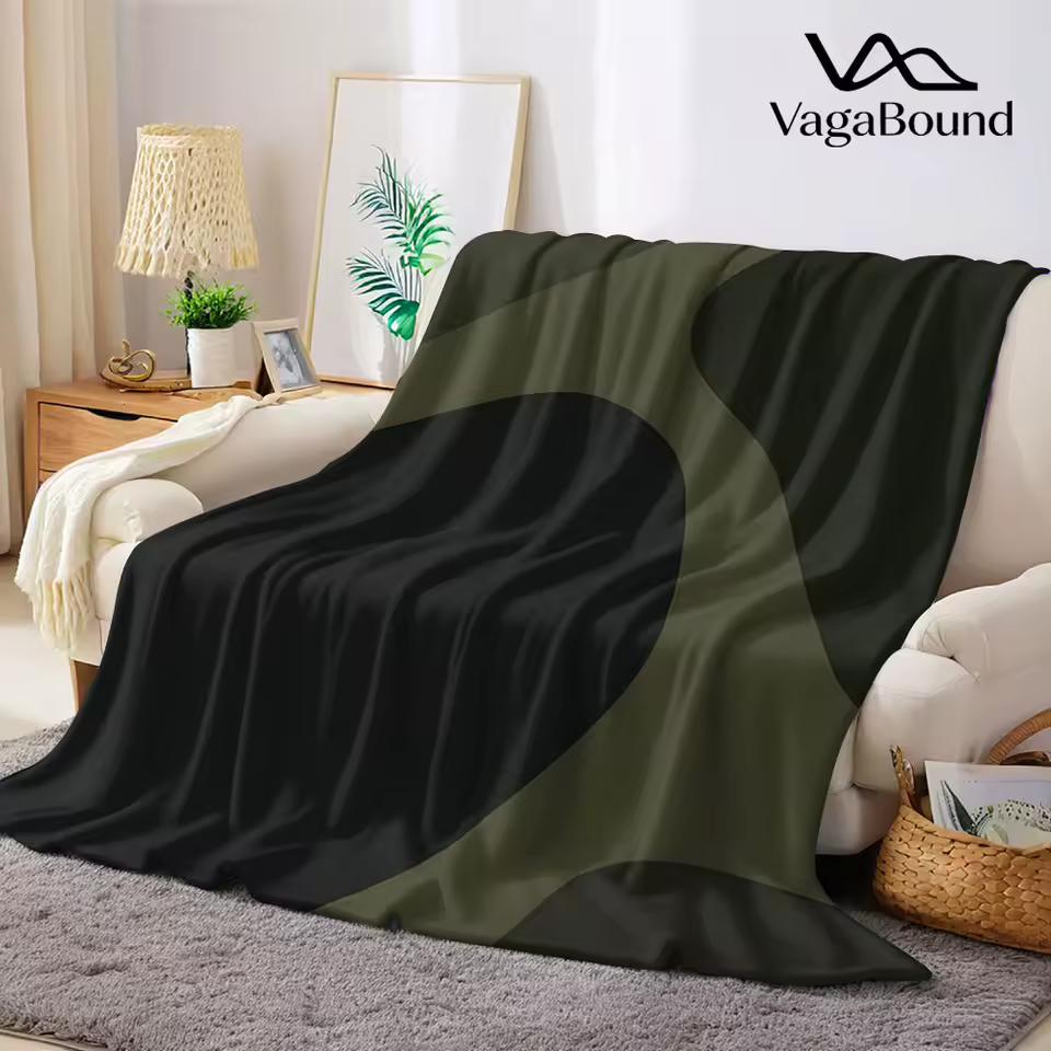 Olive Abstract Curve Flannel Blanket Warm Soft Halloween Christmas Decorative Couch Warm Cozy All-Season Gift