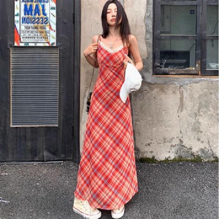 Temperament plaid suspender skirt women s early spring seaside vacation style red waist dress hip skirt long dress S