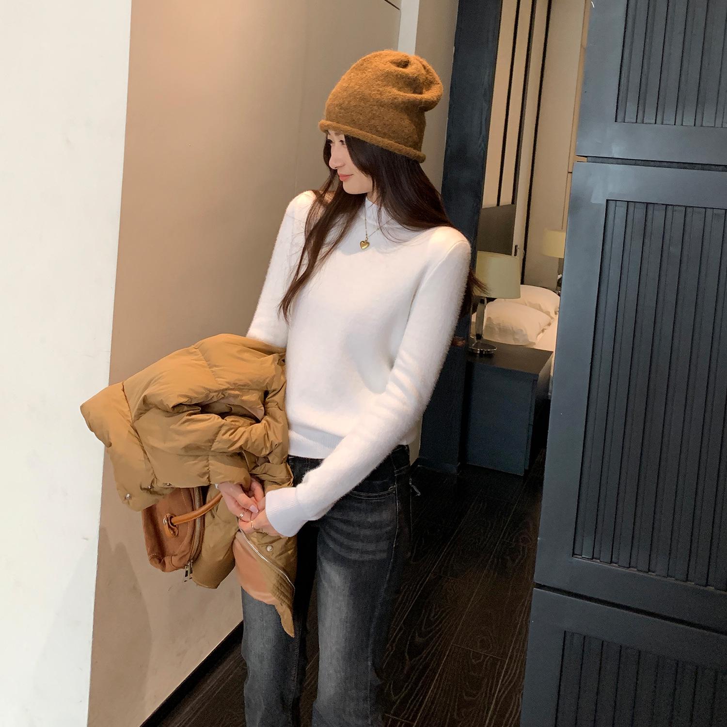 

European Autumn/Winter Plus Velvet Knit Base Layer Top, 2025 - Women s Slimming Half-High Neck Outerwear Small