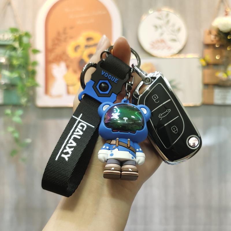 DS Master Xiongbing Iron General Car Remote Key Cover with Buckle – Unisex Car Key Aftermarket Accessory.