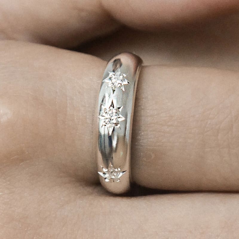 MUHWA sunset star ring