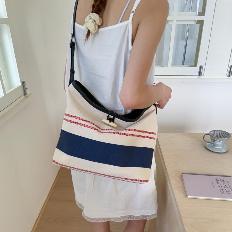 New Canvas Bag Striped Bag Large Capacity Casual Messenger Bag