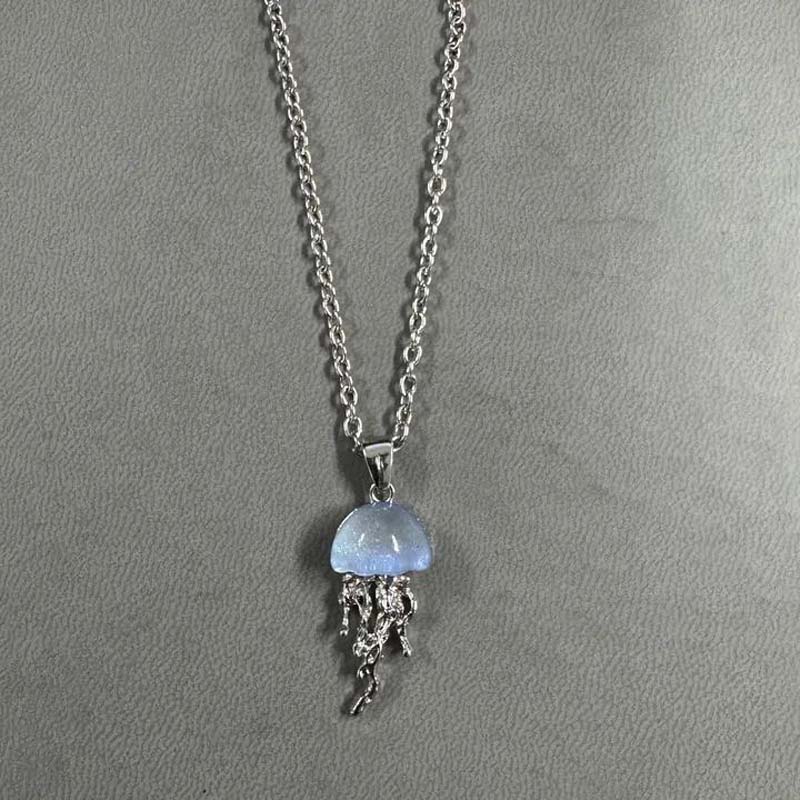 

Fashion Blue Pink Jellyfish Pendant Necklace for Women Vintage Couple Elegant Long Tassels Charms Necklace Jewelry Gifts