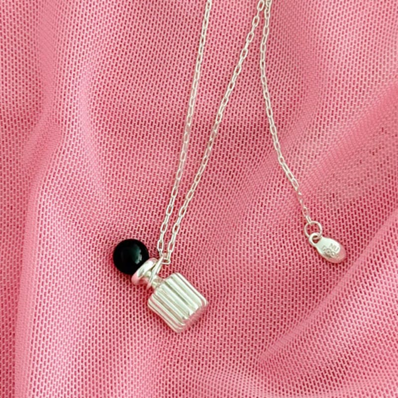 NUDOOR Bottle necklace