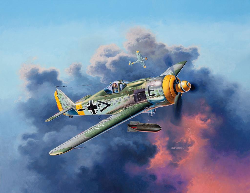 Revell German Air Force Plastic Model Kit 03898 1/72 Focke-Wulf Fw190F-8