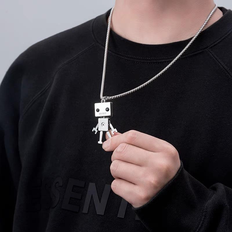 New Necklace Cool Man Cartoon Robot Fashion Trendy Masculine Pendant Pendant Pendant Decoration