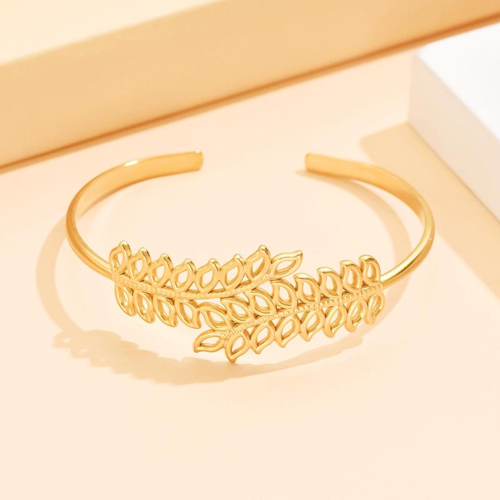 Elegant Hollowed-out Leaf Stainless Steel C-shaped Open Bangle Bracelet for Women